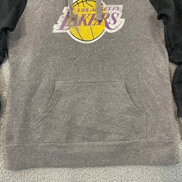 Los Angeles Lakers Fantatics Hoodie Women’s Medium Grey Pullover Sweater NBA - Picture 2 of 10
